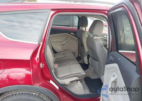 2015 Ford Escape Se z USA, uszkodzony, nr VIN 1FMCU9G9XFUC06627